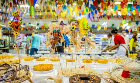 Isso torna cardápio de festa junina repleto de sabores bem tradicionais e característicos da culinária brasileira.