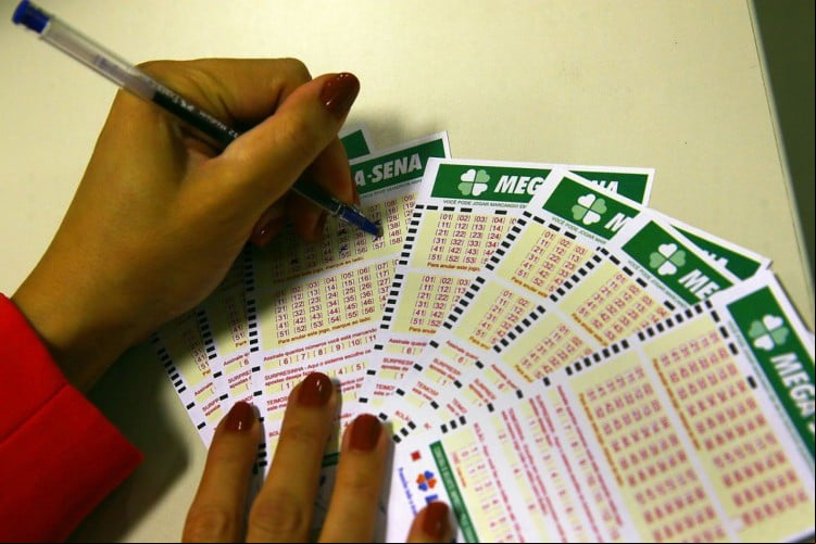Mega Sena: resultado do Concurso 2874 de hoje, terça-feira, 10 de junho de 2025 (10/06/25). O prêmio é de mais de R$ 61 milhões