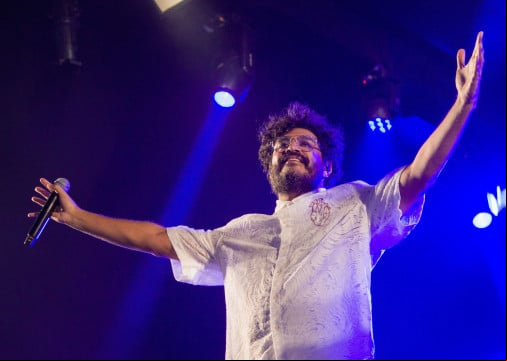 Com a turnê que celebra seus 50 anos de idade, o músico Criolo faz show em Fortaleza no Iguatemi Hall (Foto: Samuel Setubal)