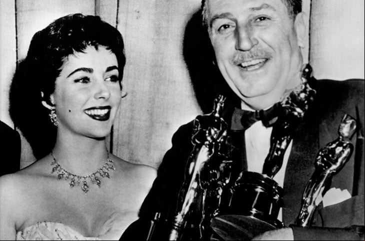O impacto de Walt Disney vai além da indústria do cinema e da animação. Sua visão inovadora e sua dedicação à excelência criativa inspiraram gerações de artistas e empresários.