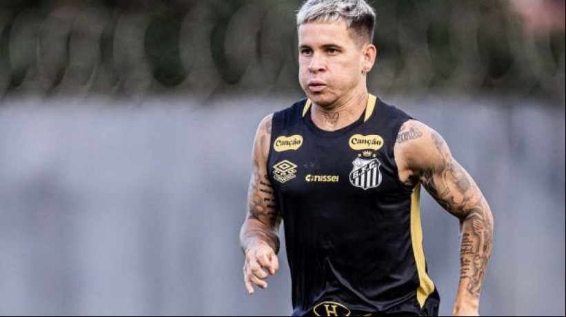 Tricolor tenta chegar a um denominador comum com a diretoria do Peixe para que atleta seja o primeiro reforço para o Mundial de Clubes 