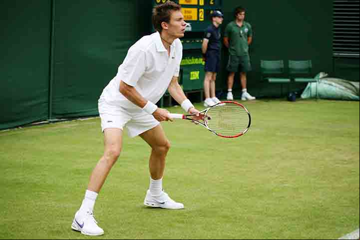 A extensão do jogo foi tão inusitada que o placar de Wimbledon colapsou após o 50 a 50 - pontuação máxima programada pelo sistema. O marcador apagou e o árbitro de cadeira, Mohamed Lahyani, ou a ter de narrar os games para os espectadores não perderem a conta.