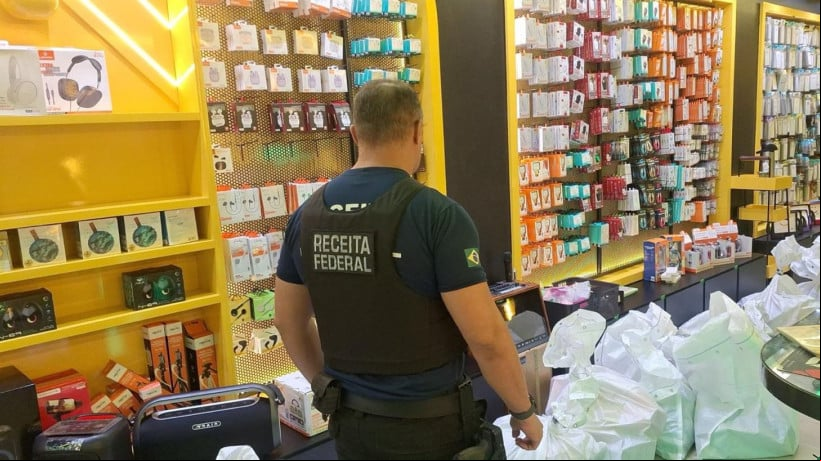 OperaÃ§Ã£o da Receita Federal mira contrabando e pirataria no Centro de Sobral, no CearÃ¡ 